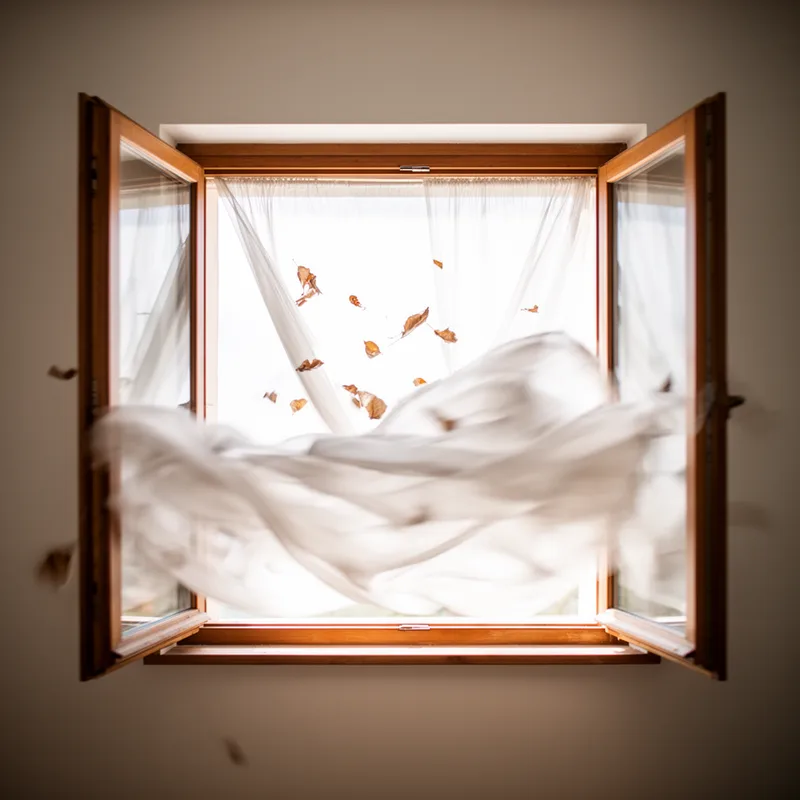 to fly open