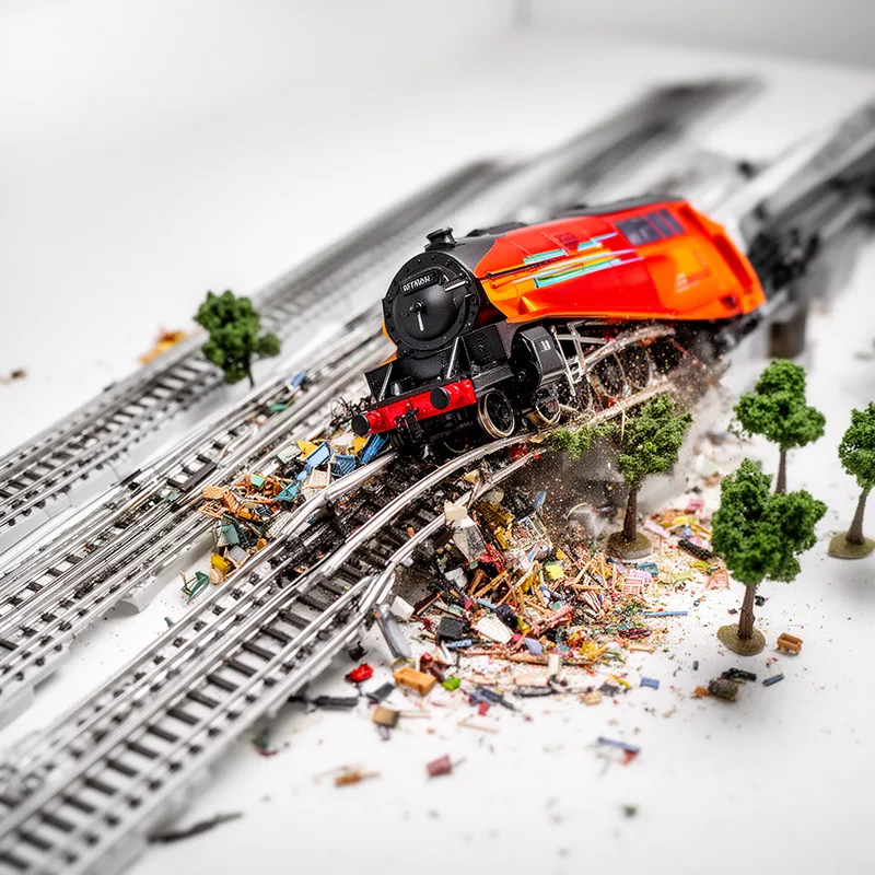 to go off the rails